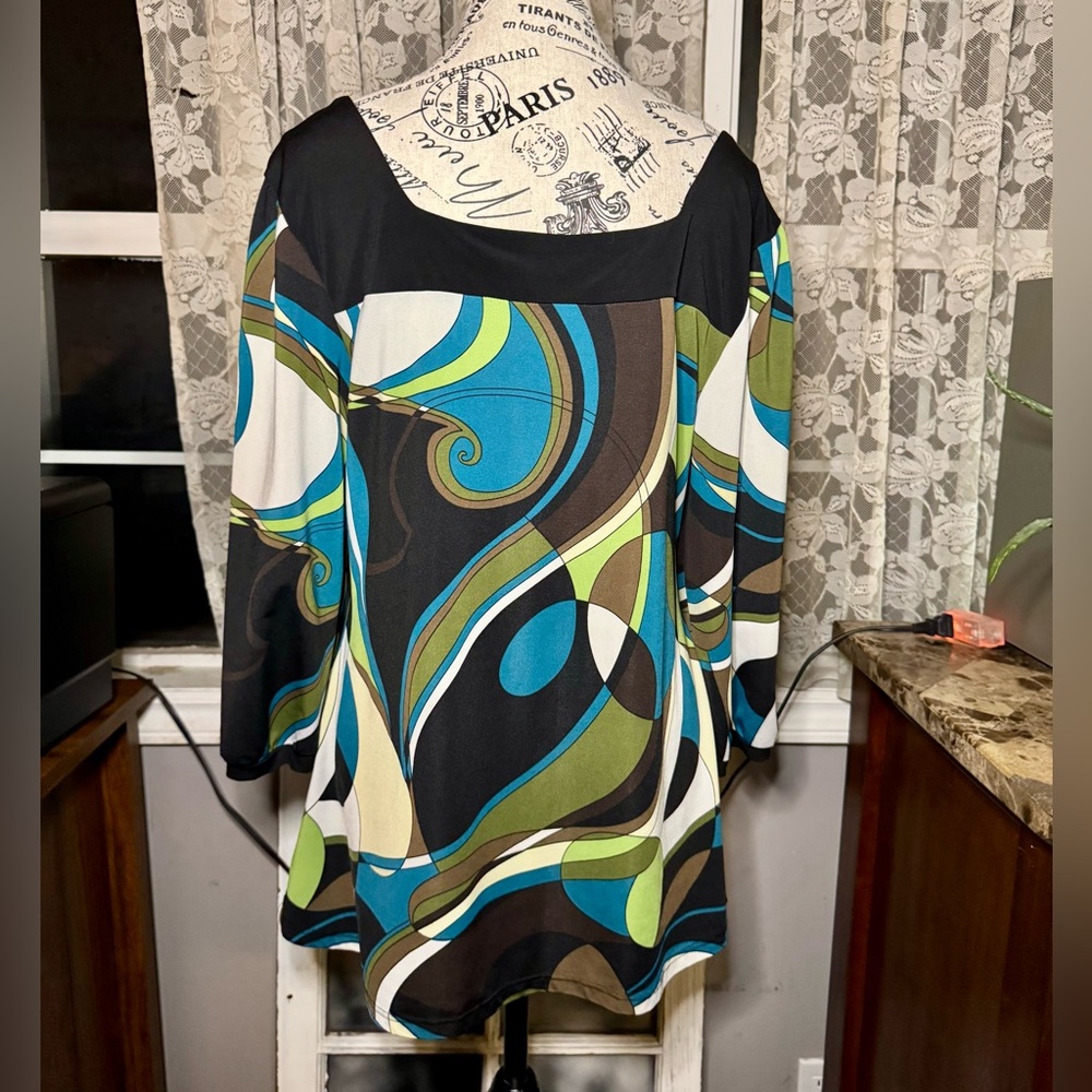 Ricki’s ‘70’s style Top. - Picture 8 of 8